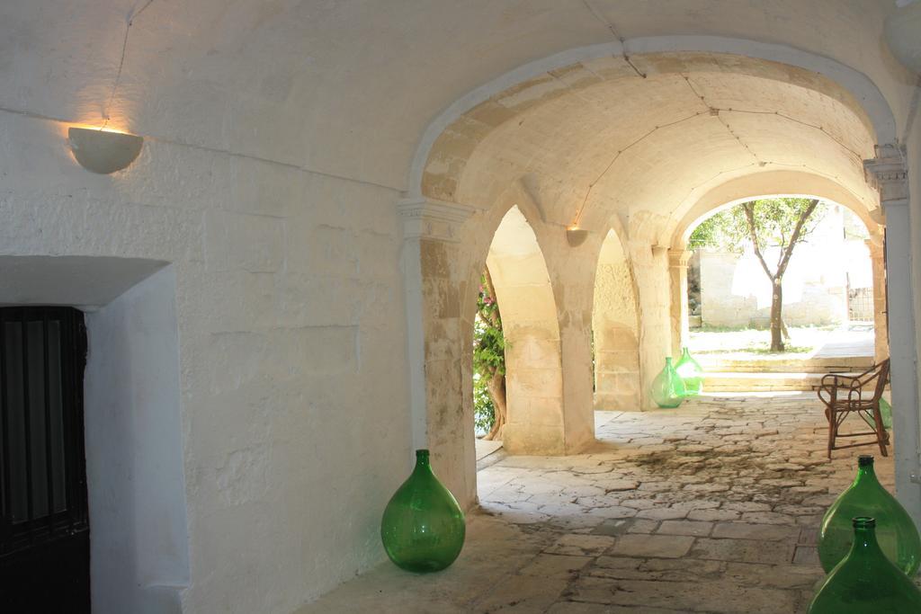 Castello Di Casamassella Bed and Breakfast Εξωτερικό φωτογραφία