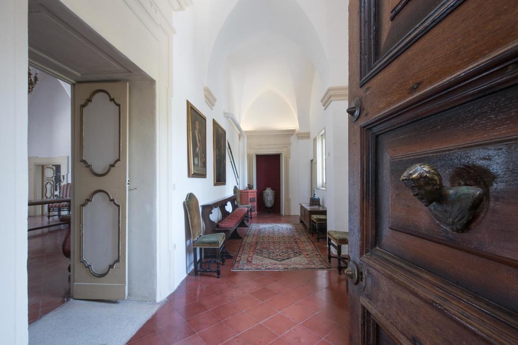 Castello Di Casamassella Bed and Breakfast Εξωτερικό φωτογραφία